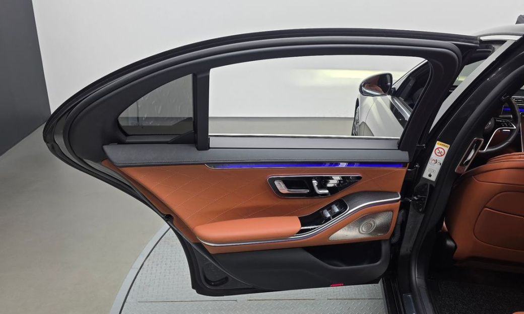 Mercedes-Benz S-Class S450L 4MATIC, 2023