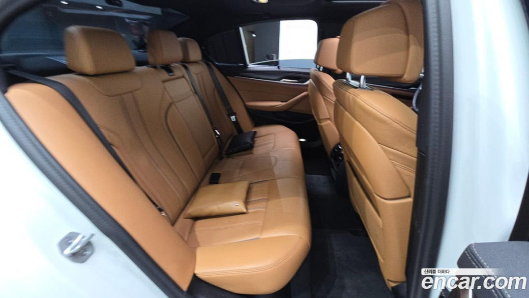 BMW 5-Series 520i M Sport, 2023