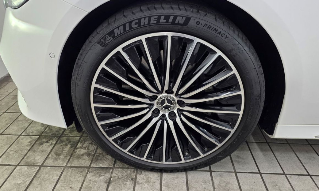 Mercedes-Benz E-Class E450 4MATIC Exclusive, 2025