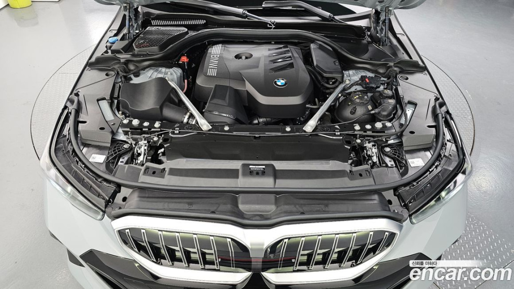 BMW 5-Series 530i xDrive M Sport, 2025