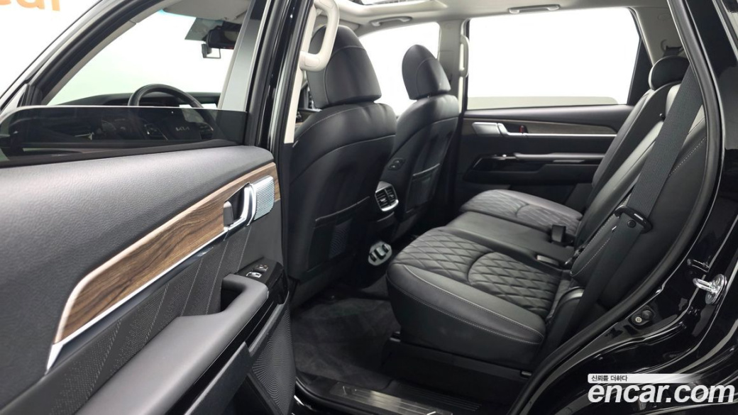Kia Mohave Diesel 3.0 4WD 5-Seater, 2022