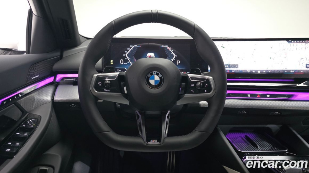 BMW 5-Series 520i M Sport, 2025