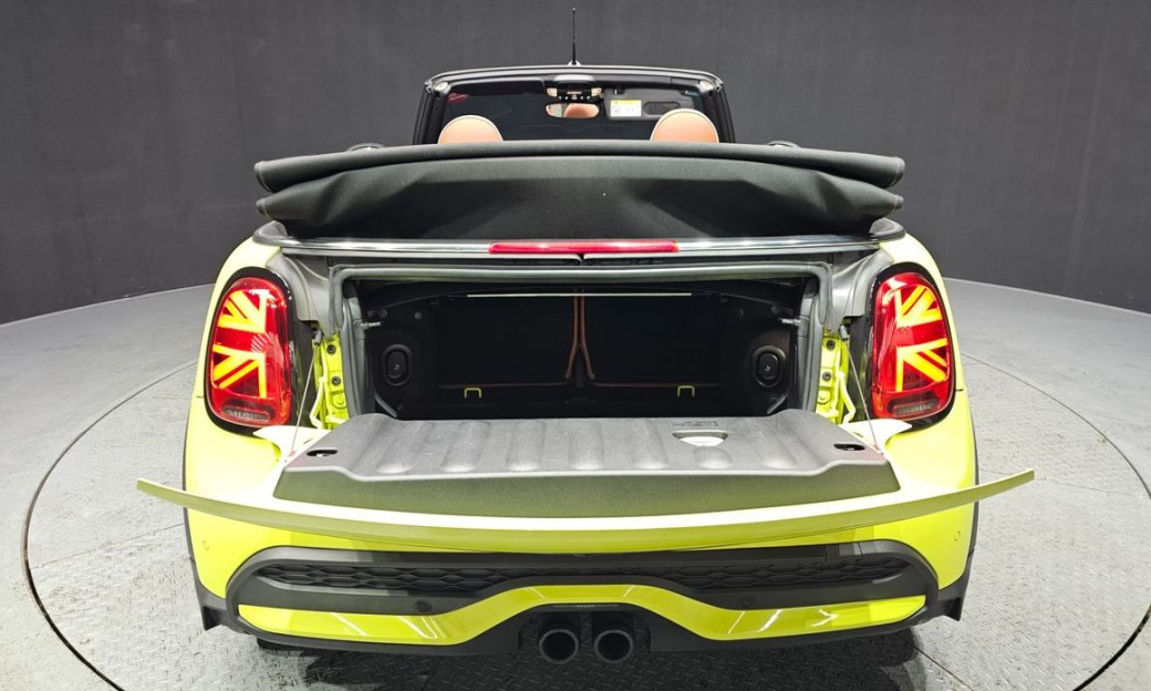 Mini Cooper Convertible Classic, 2024