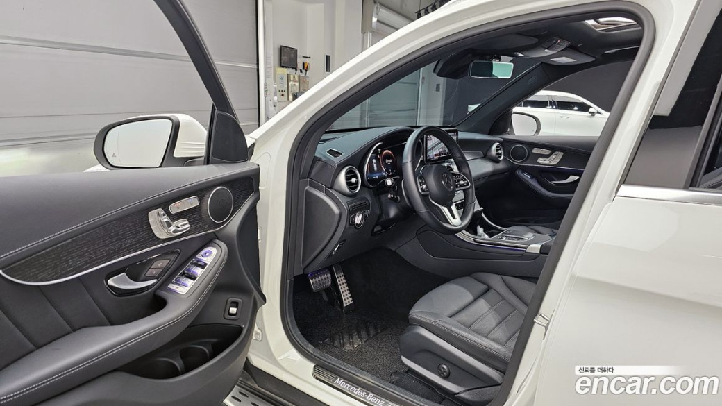 Mercedes-Benz GLC-Class GLC300 4MATIC, 2022