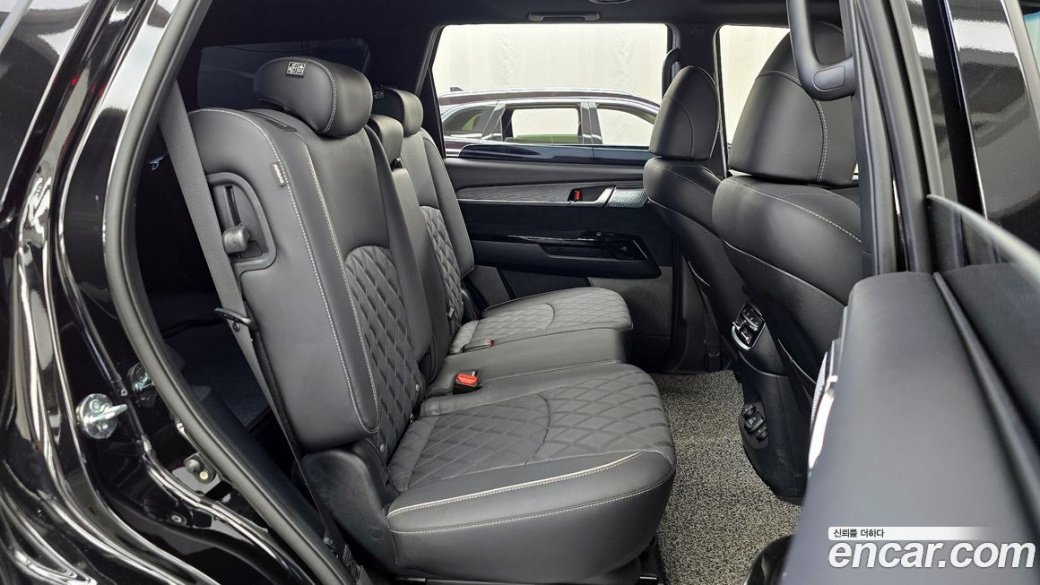 Kia Mohave Diesel 3.0 4WD 7-Seater, 2023