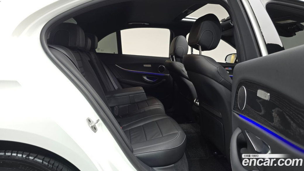 Mercedes-Benz E-Class E250 Avantgarde, 2022