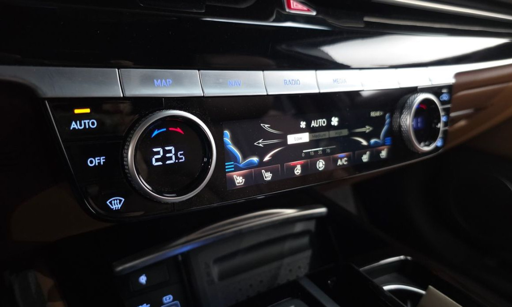 Genesis G80 Gasoline 2.5 Turbo AWD, 2022