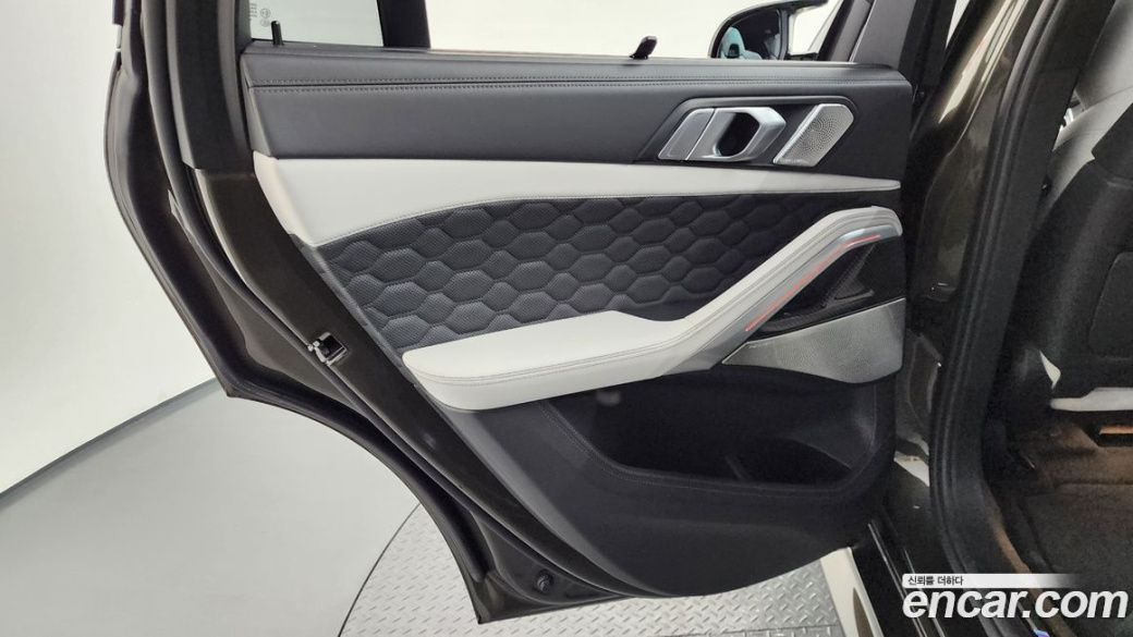 BMW X6M 4.4 Competition, 2021