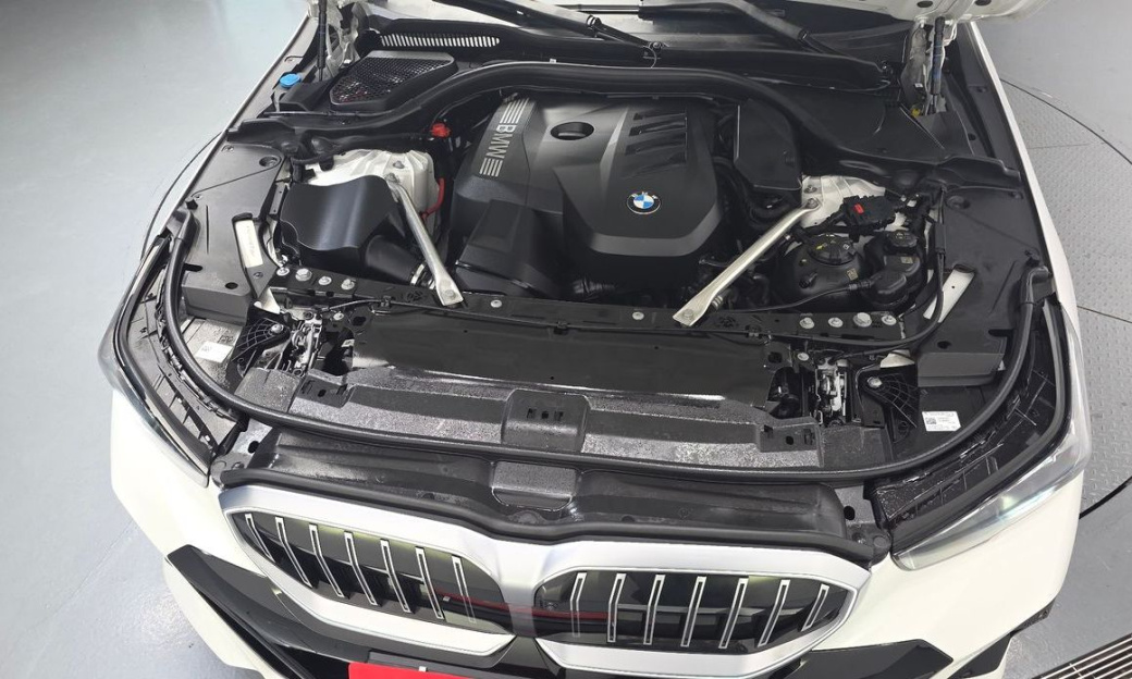 BMW 5-Series 530i xDrive M Sport, 2024