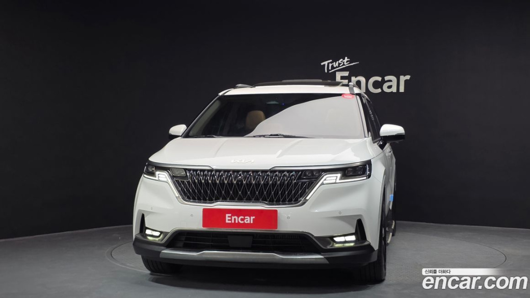 Kia Carnival 9-Seater Signature, 2023