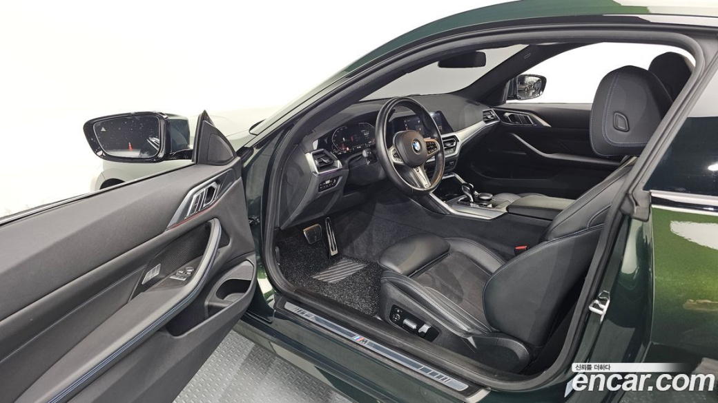BMW 4-Series 420i M Sport Coupe, 2022