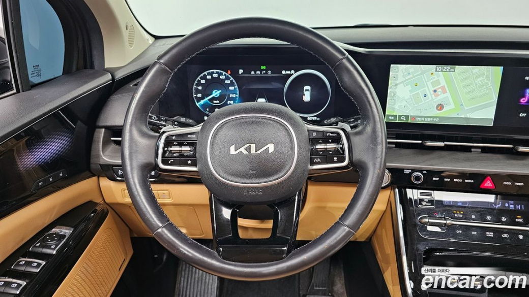Kia Carnival 9-Seater Signature, 2023