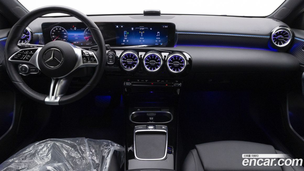 Mercedes-Benz A-Class A220 Hatchback, 2024