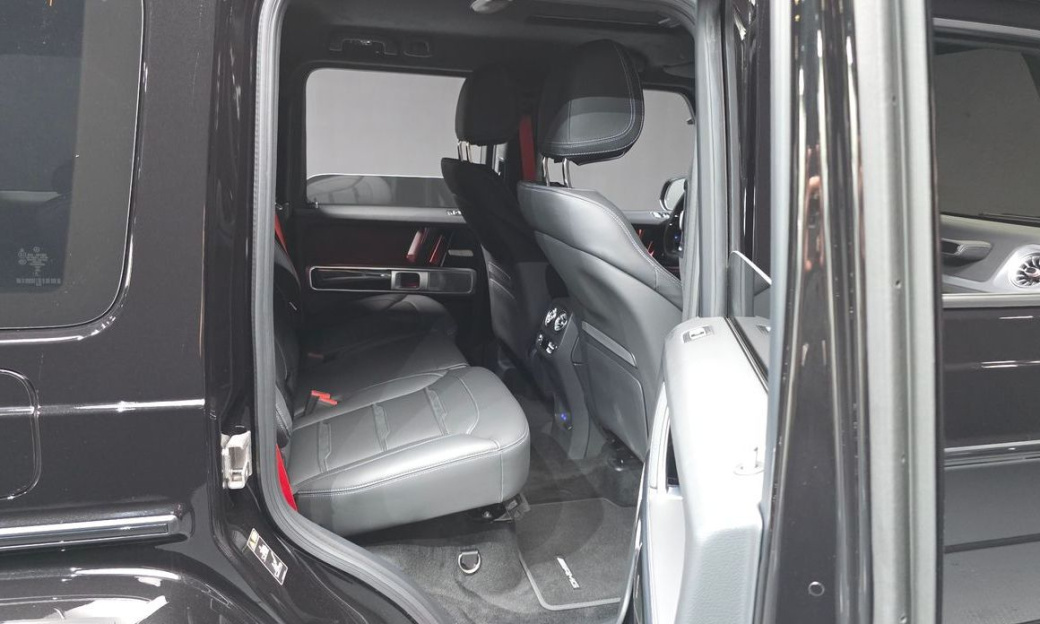 Mercedes-Benz G-Class AMG G63, 2025