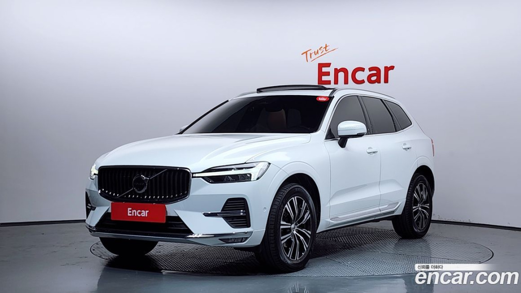 Volvo XC60 B5 Inscription, 2022