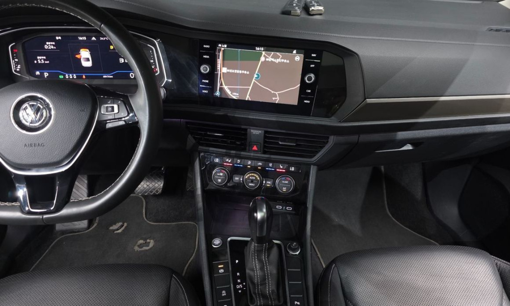 Volkswagen Jetta 1.4 TSI Prestige, 2021