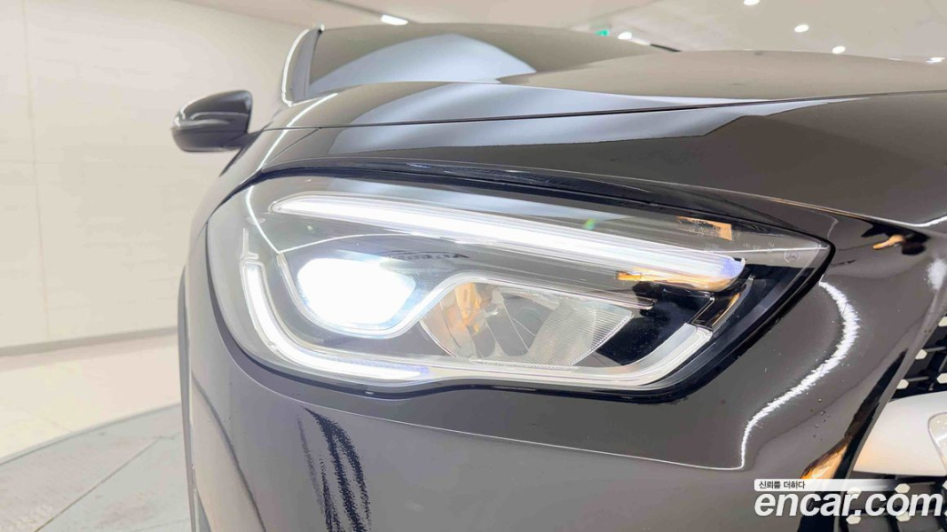 Mercedes-Benz GLA-Class GLA250 4MATIC, 2023