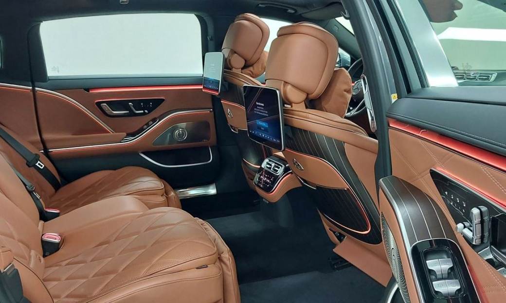 Mercedes-Benz S-Class Maybach S680 4MATIC, 2024