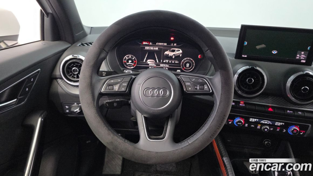 Audi Q2 35 TDI Premium, 2023
