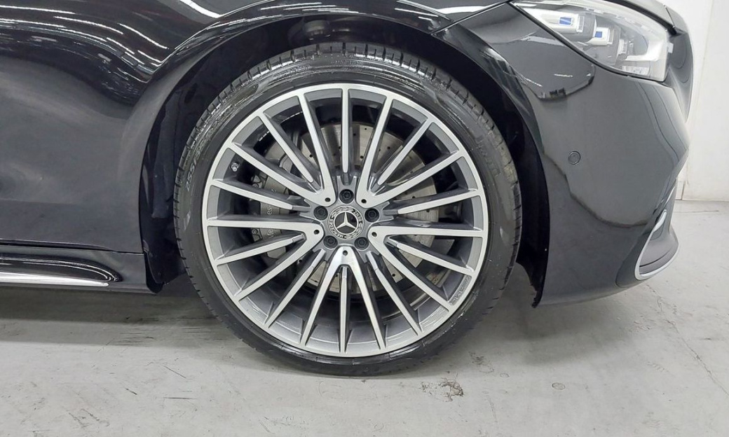 Mercedes-Benz S-Class S500 4MATIC, 2026