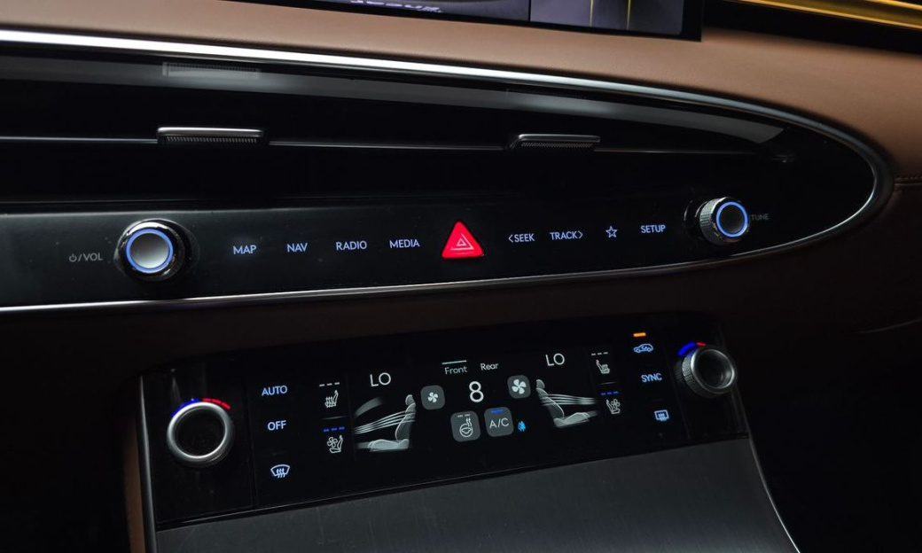 Genesis GV70 2.5T Gasoline AWD, 2025
