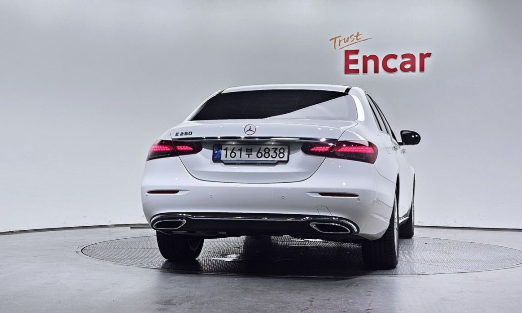 Mercedes-Benz E-Class E250 Exclusive, 2023