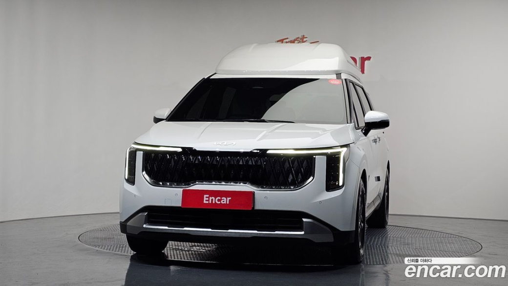 Kia Carnival 7-Seater Hi Limousine (Special Vehicle), 2025