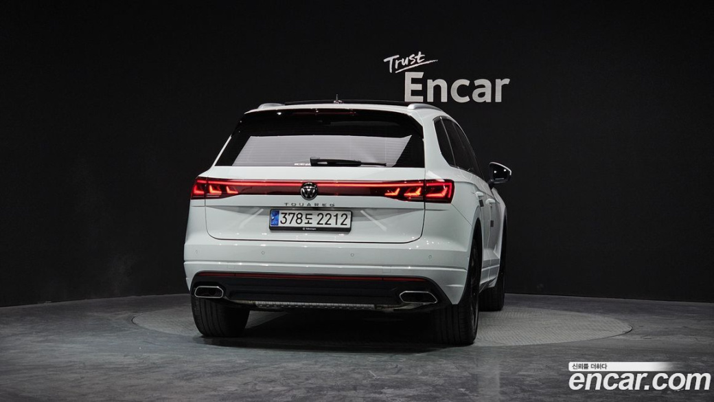 Volkswagen Touareg 3.0 TDI Prestige, 2024