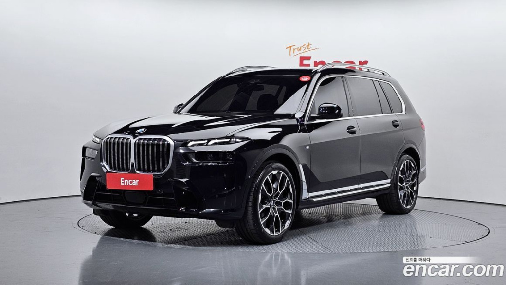 BMW X7 xDrive 40i M Sport 6STR, 2025