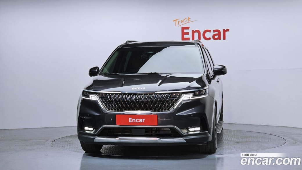Kia Carnival 9-Seater Signature, 2023