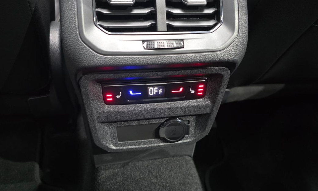 Volkswagen Tiguan 2.0 TSI Prestige, 2024