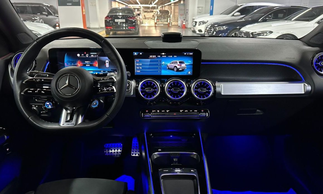 Mercedes-Benz GLB-Class AMG GLB35 4MATIC, 2025