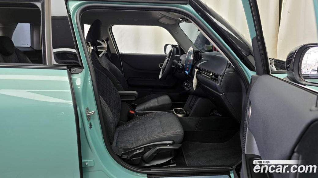 Mini Cooper 5Door Essential, 2025