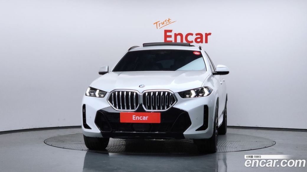 BMW X6 xDrive40i M Sport, 2024