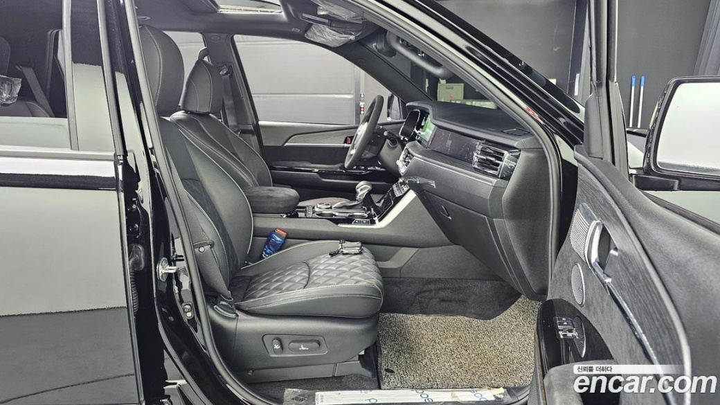 Kia Mohave Diesel 3.0 4WD 7-Seater, 2022