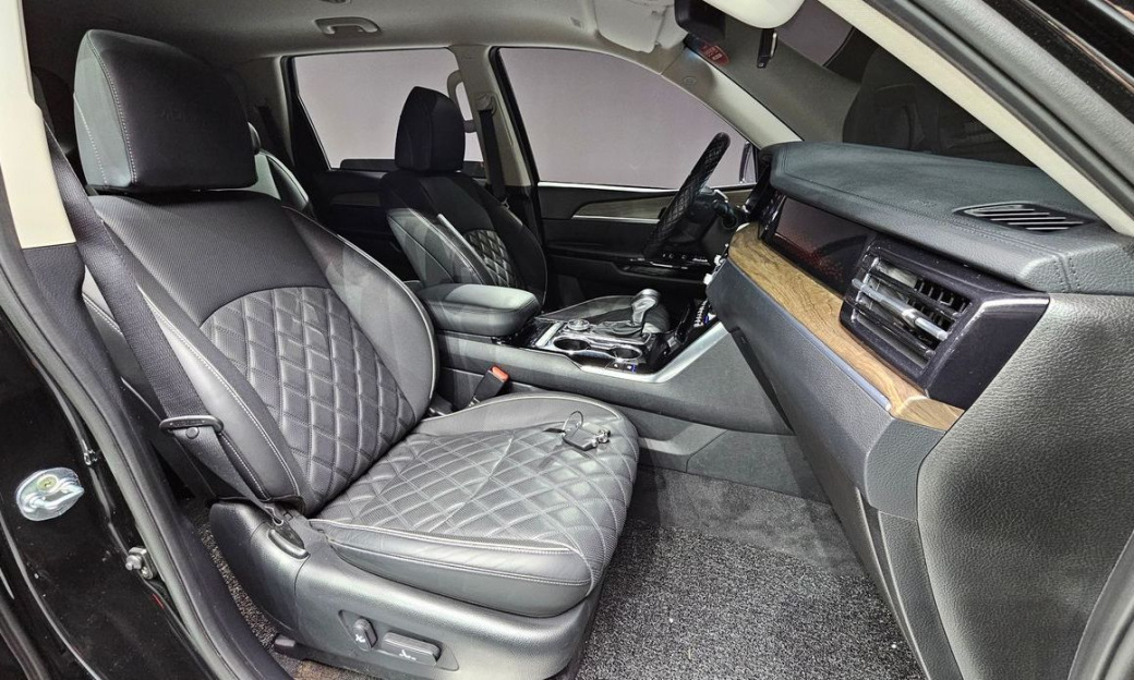 Kia Mohave Diesel 3.0 4WD 6-Seater, 2022