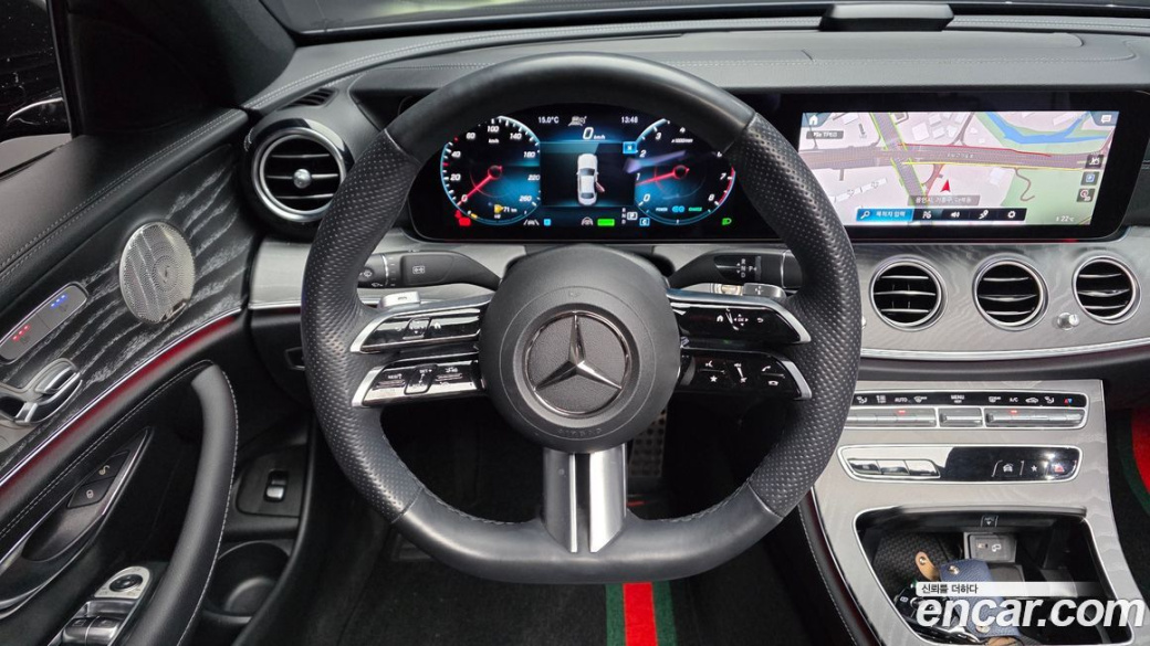 Mercedes-Benz E-Class E350 4MATIC AMG Line, 2023