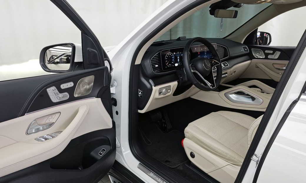 Mercedes-Benz GLE-Class GLE450 4MATIC, 2025