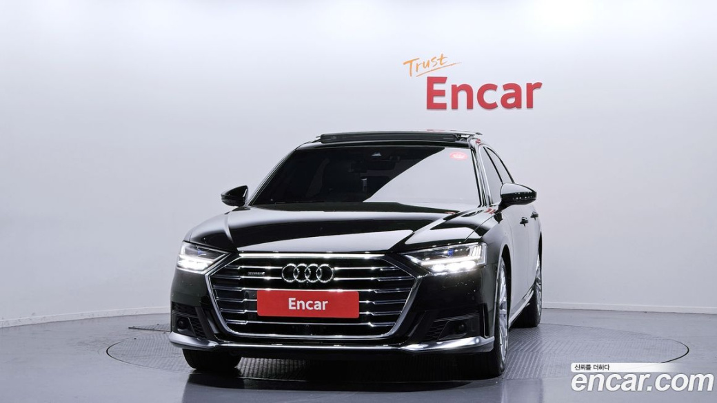 Audi A8 55 TFSI Quattro LWB, 2021