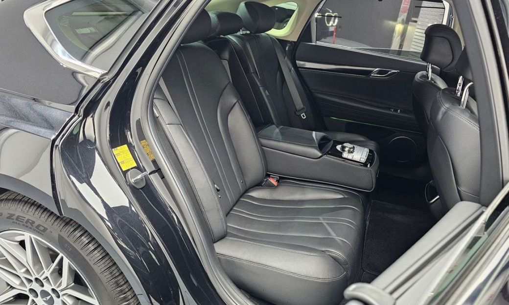 Genesis G80 Gasoline 2.5 Turbo 2WD, 2026