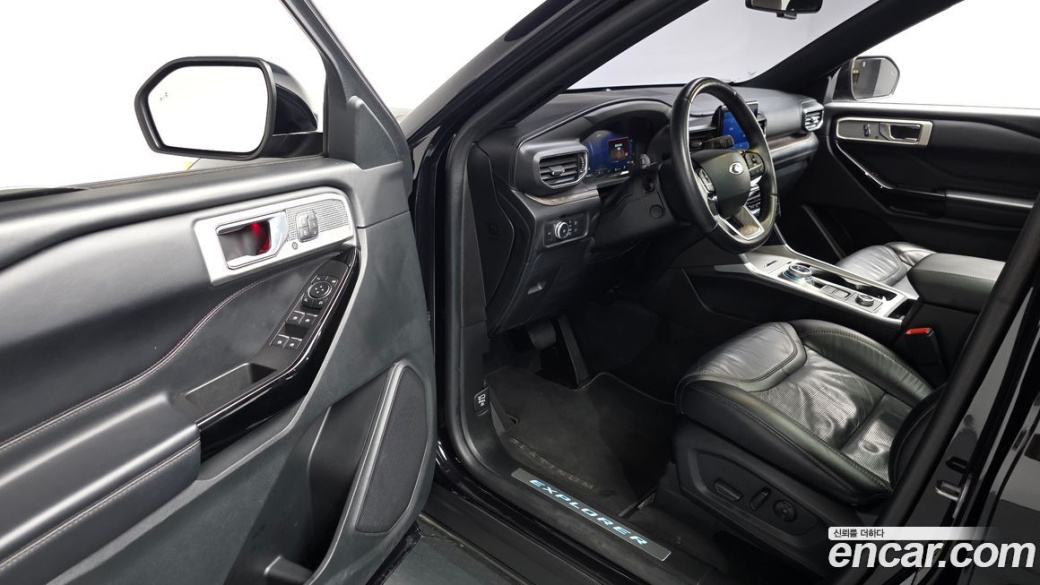 Ford Explorer 3.0 Platinum 4WD, 2022