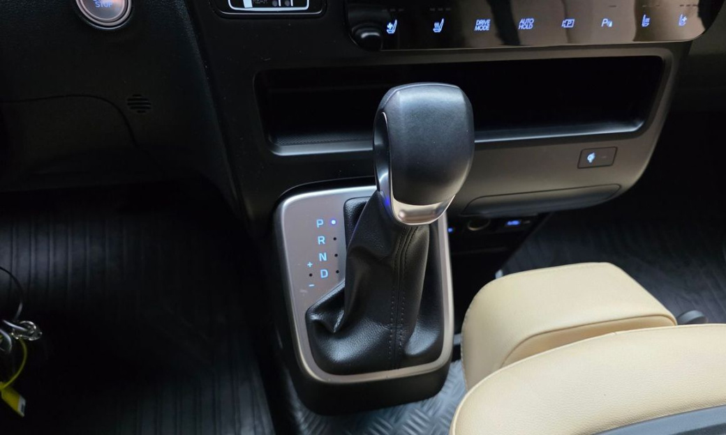 Hyundai Staria Tourer 9-Seater, 2022