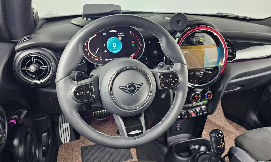 Mini Cooper JCW, 2024
