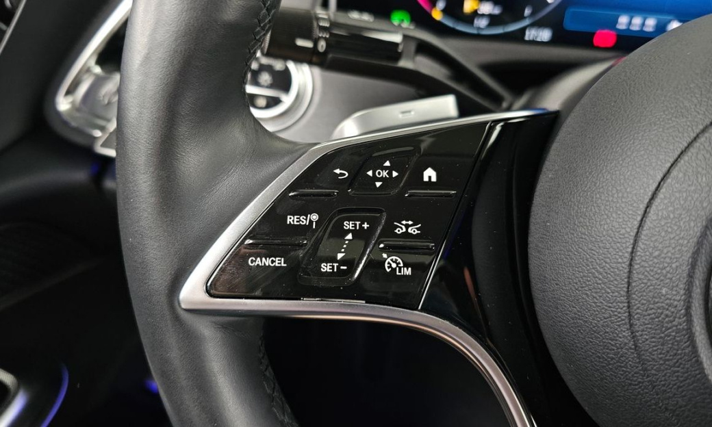 Mercedes-Benz E-Class E200 Avantgarde, 2024