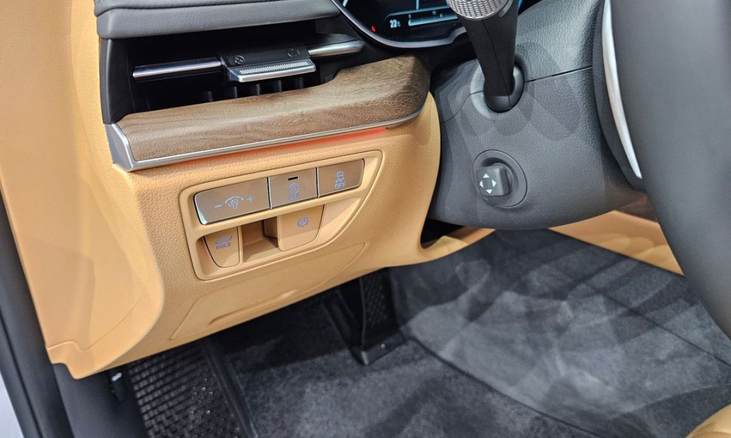 Genesis G80 Gasoline 2.5 Turbo AWD, 2024