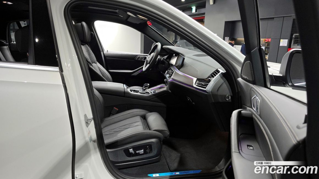 BMW X6 xDrive40i M Sport, 2023