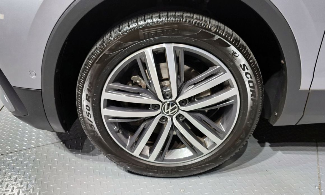 Volkswagen Tiguan 2.0 TSI Prestige, 2023