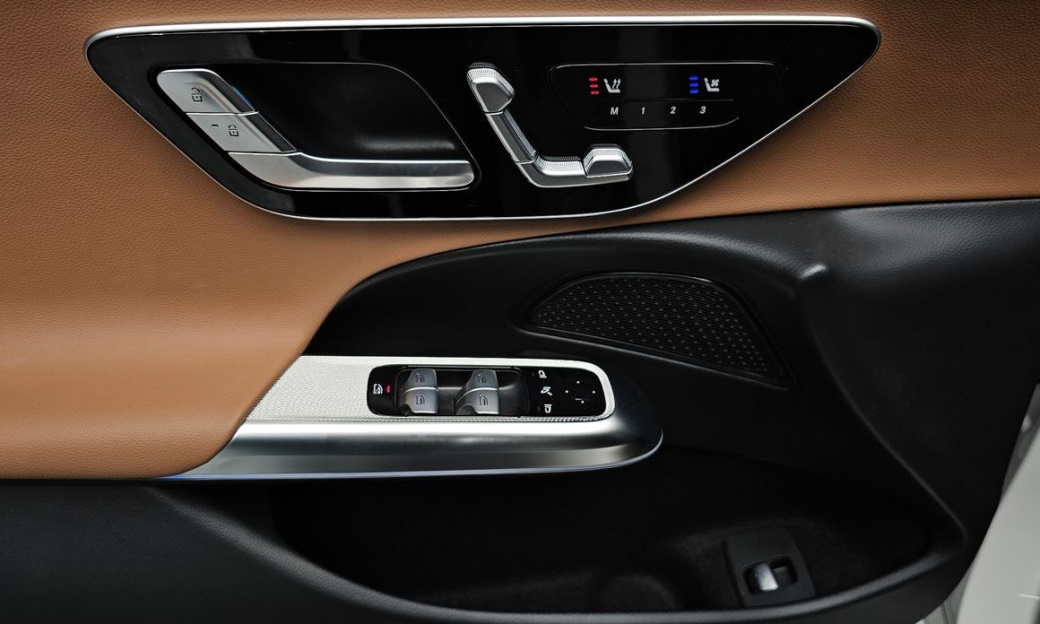 Mercedes-Benz E-Class E200 Avantgarde Limited, 2025