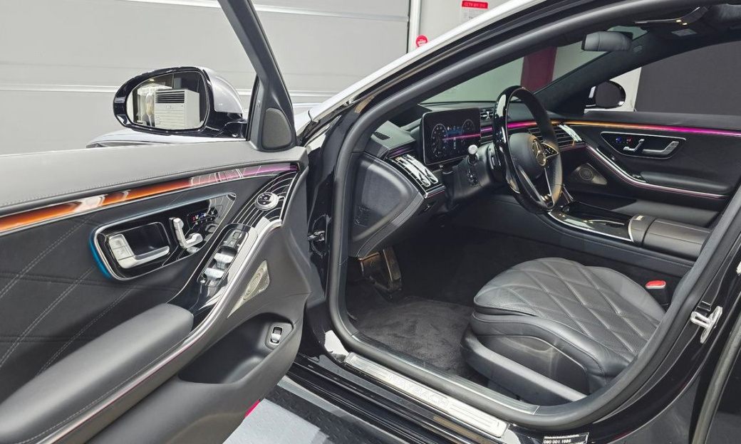 Mercedes-Benz S-Class Maybach S580 4MATIC, 2023