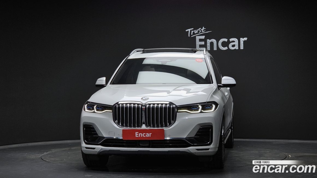 BMW X7 xDrive 40i Design Pure Excellence 7-Seater, 2022